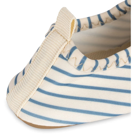 Konges Sløjd Aster Swimming Shoes | Stripe Blue