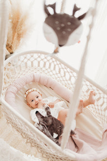 Kikadu Hanging Bassinet Cradle