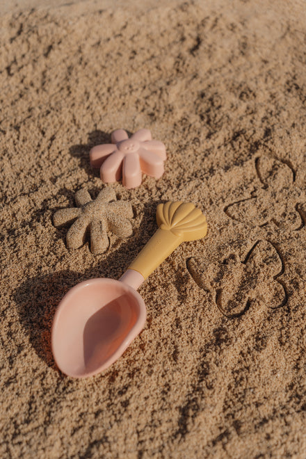 Little Dutch Beach Set | Flowers