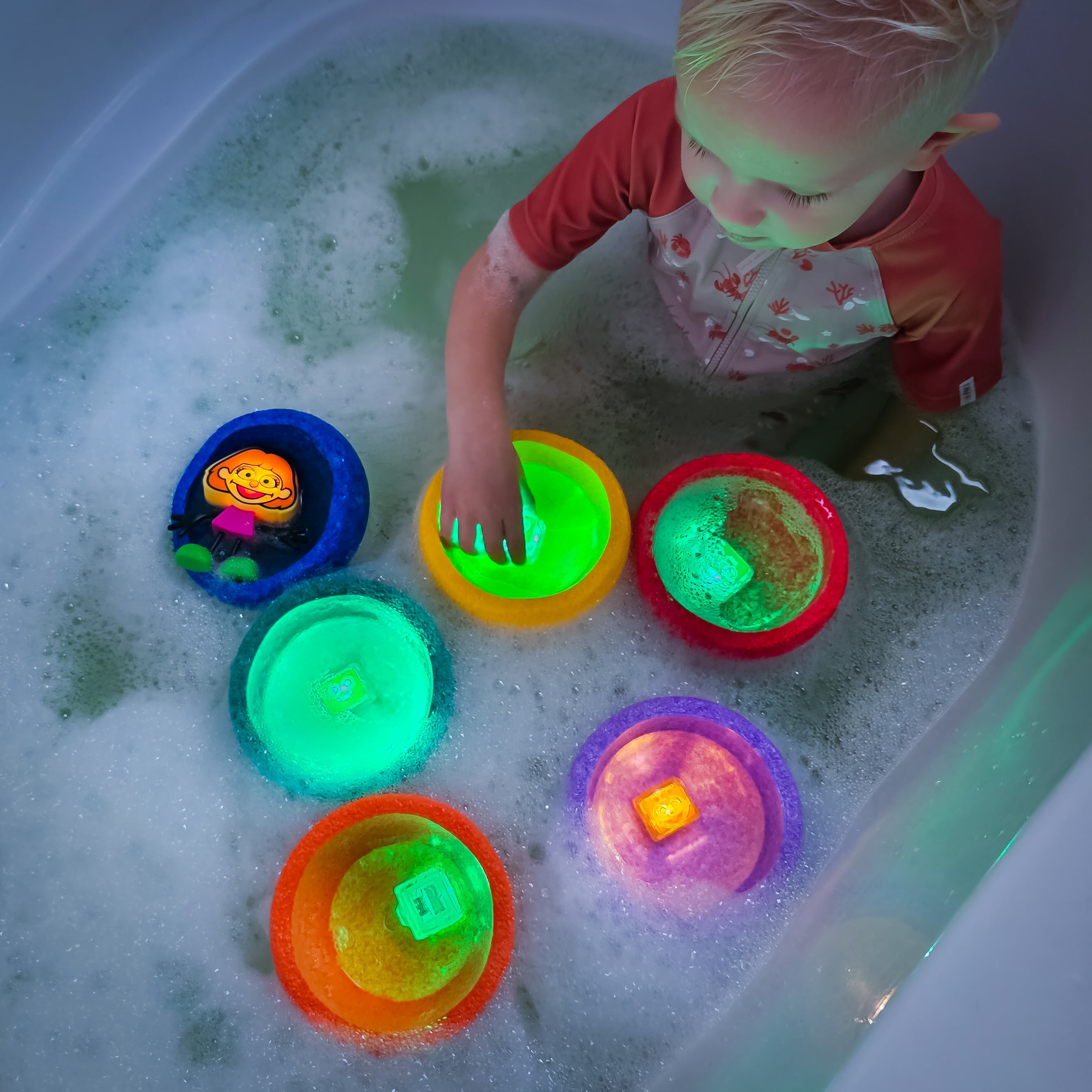 FREE Glo Pals Light Up Cubes Bath Toys Julia