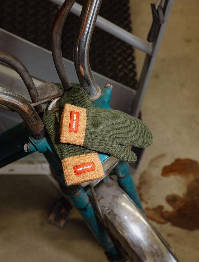 Hello Hossy Wanten | Hotty Forest