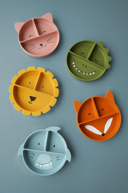 Trixie Silicone Plate With Suction Cup And Divider Compartments | Mr. Shark