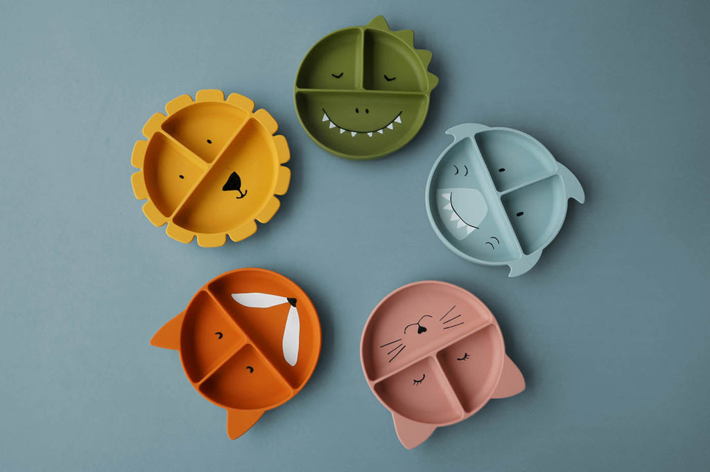 Trixie Silicone Plate With Suction Cup And Divider Compartments | Mr. Shark