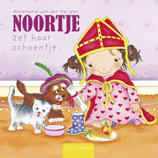 Clavis Noortje puts her shoe
