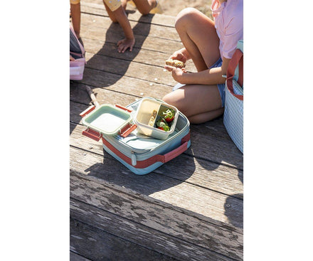 Monnëka Large Lunch Box With Compartment Divider | Stripes Sage