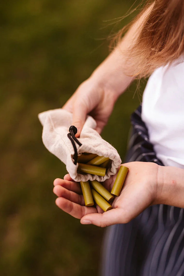 By Astrup hobby play horse food set