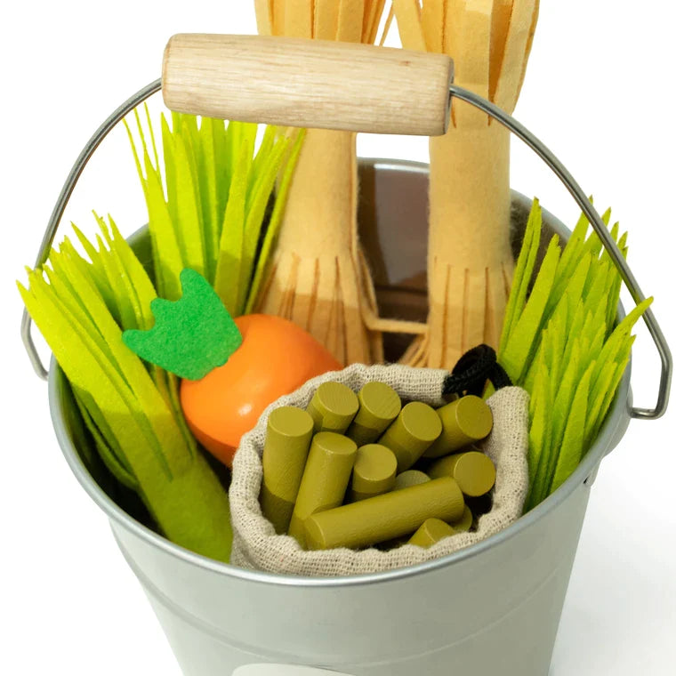 By Astrup hobby play horse food set