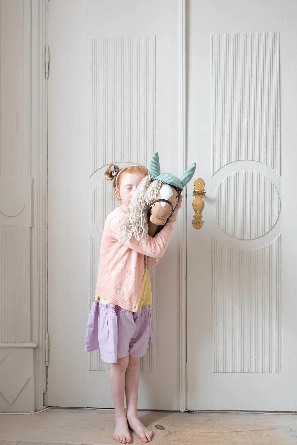 By astrup hobby horse with open mouth | Beige