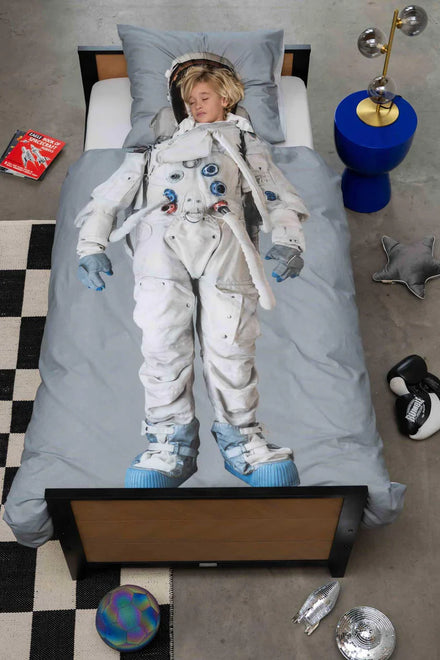 SNURK Duvet set 140x200/220cm | Astronaut Gray Space