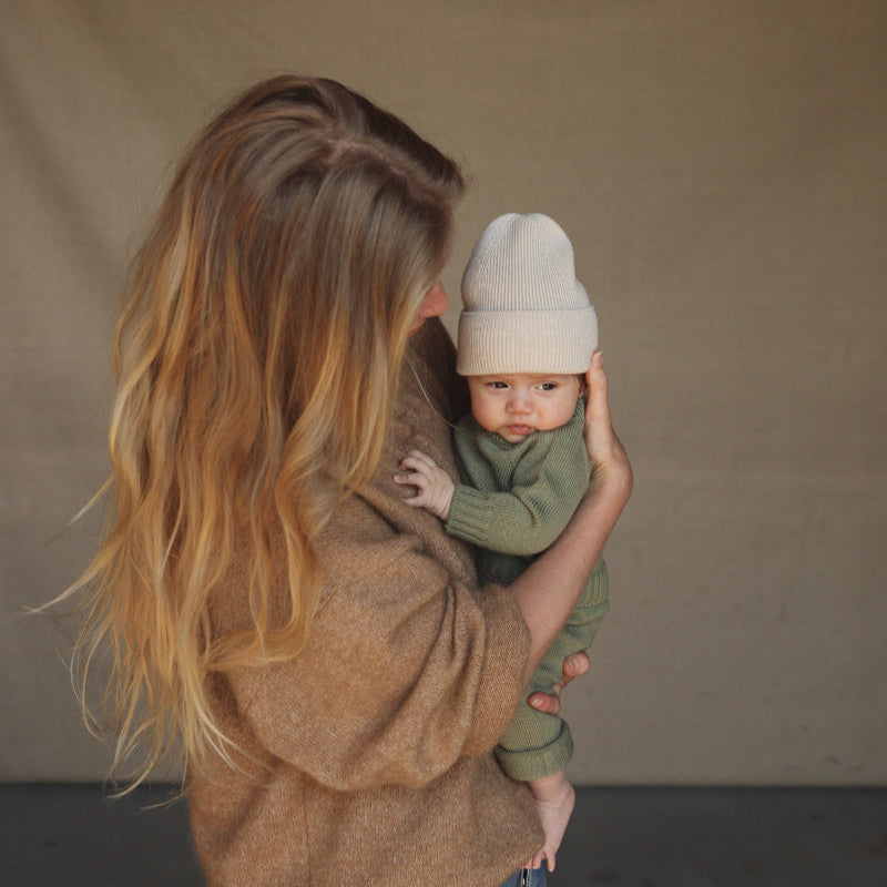 Hvid Newborn Beanie Fonzie 0-6M | Cream