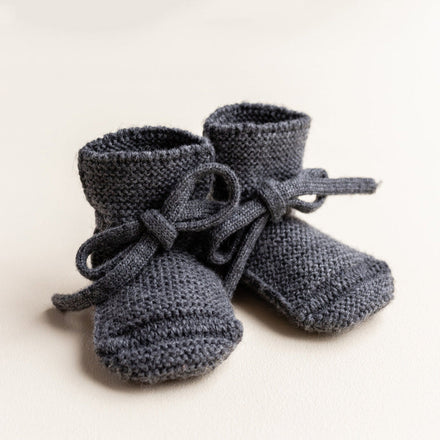 Hvid Booties | Charcoal