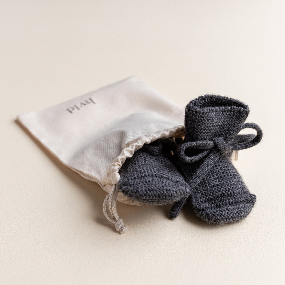 Hvid Booties | Charcoal