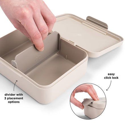 Done By Deer Lunch Box With Divider | Celebration Sand