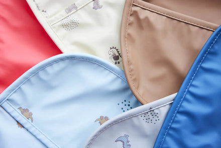 OYOY set 2 bibs Dino | Dusty Green /Caramel