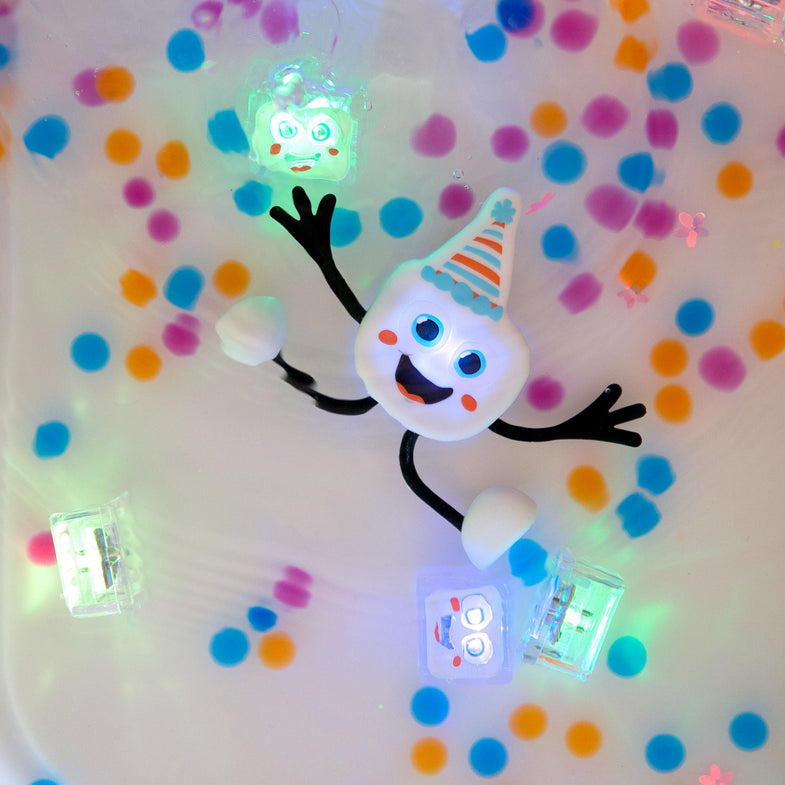 Glo Pals Light Up Cubes Bath Toys 9 Colors | Party