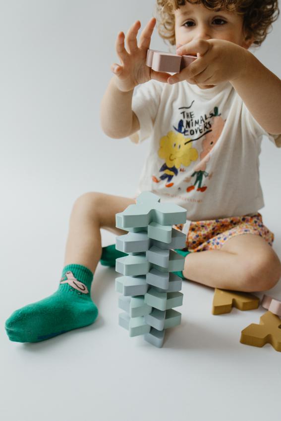 Moes Play Trianglo playing blocks | 24 pieces