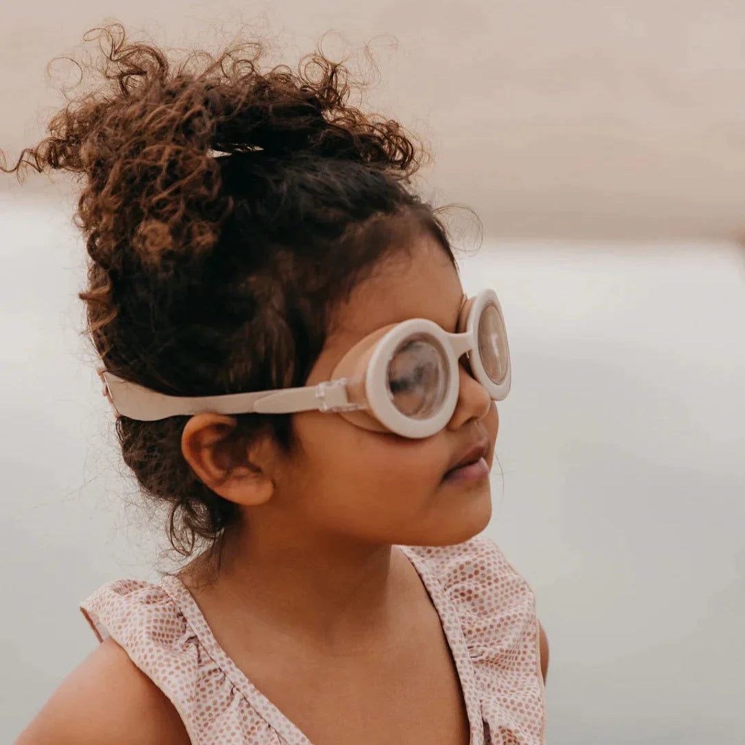 Mrs. Ertha Swimming Glasses +3Y | Blush Dream