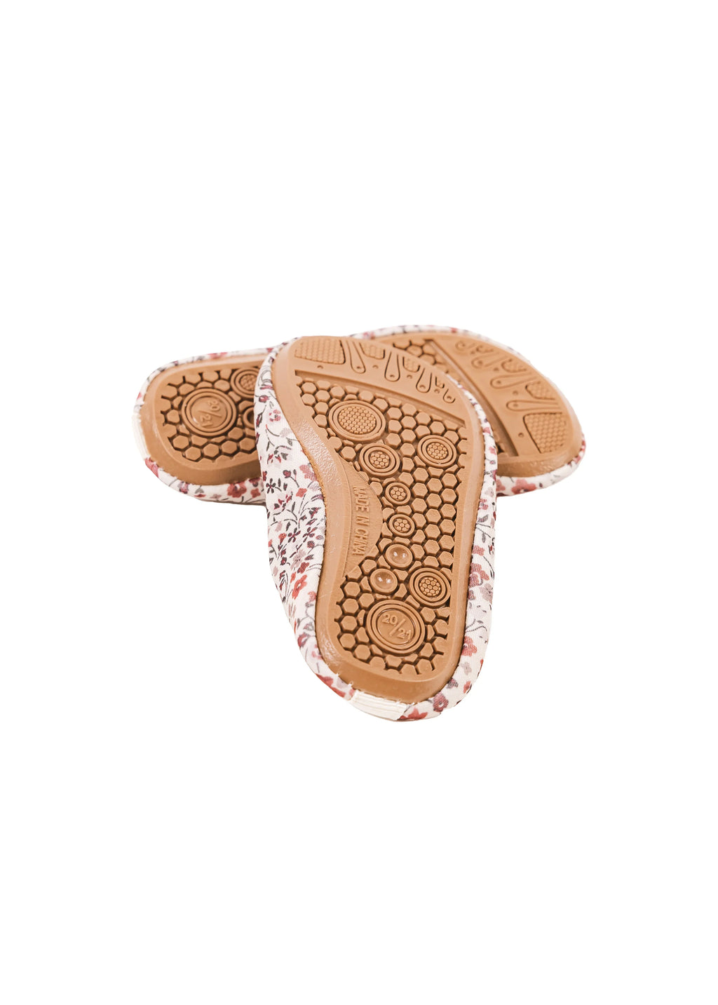 Mrs. Ertha Swimming Shoes | Magic Garden