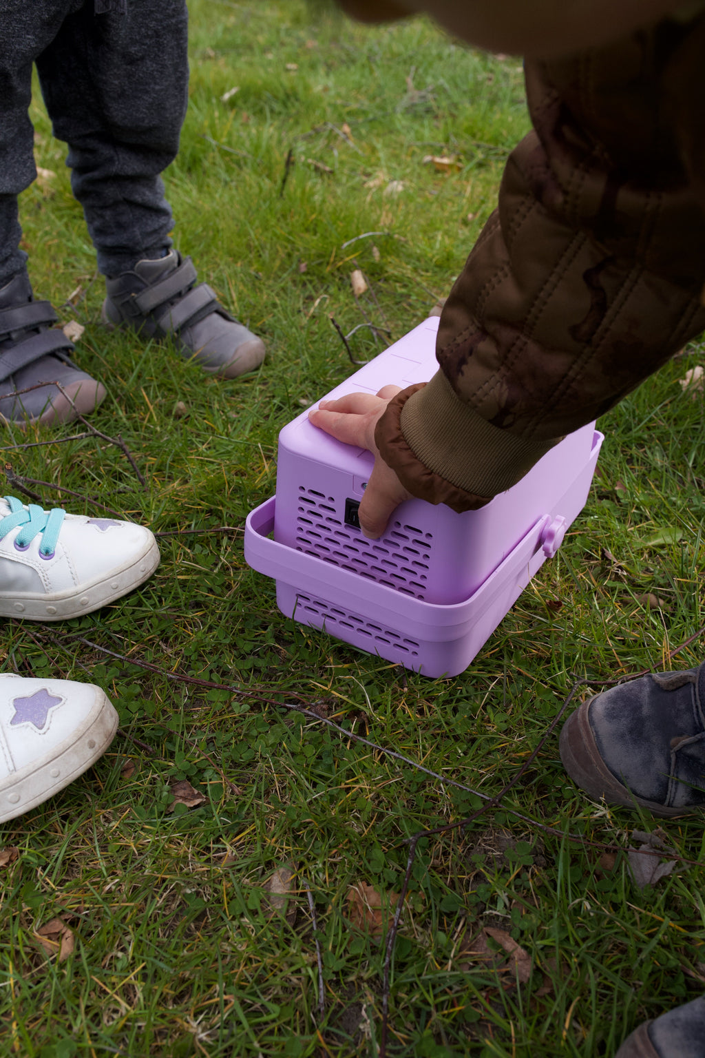 Lalarma Bubble Blower Bubble Machine | Purple