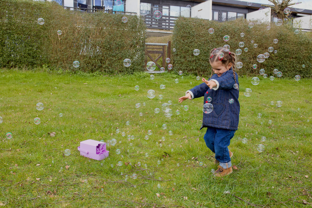 Lalarma Bubble Blower Bubble Machine | Purple