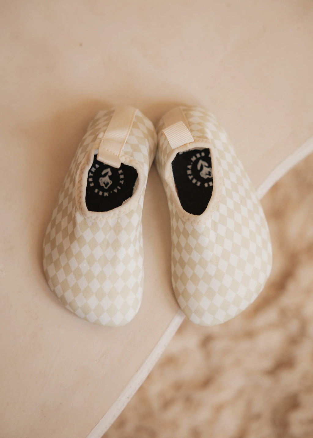 Mrs. Ertha Swim Shoes | Speckled Diamond