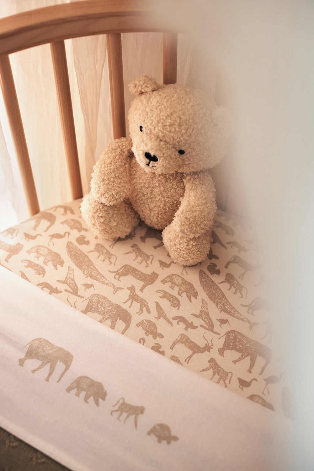 Jollein Crib sheet 120 x 150 cm | Animals Nougat