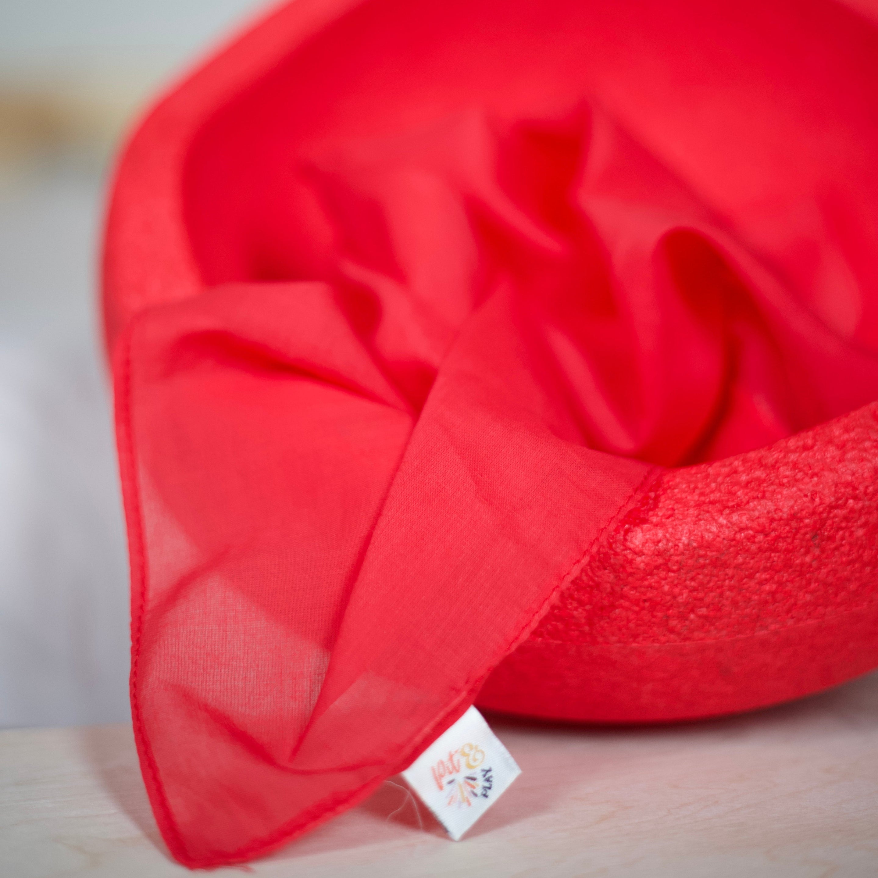 Pit & Play Rainbow Play Cloth | Red