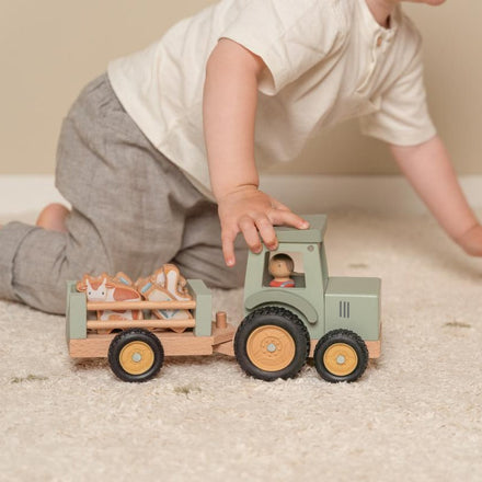 Little Dutch Wooden tractor with trailer | Little Farm