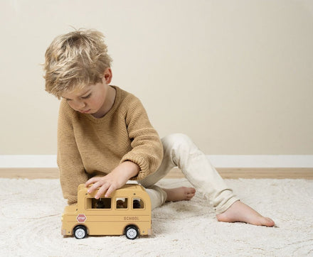 Little Dutch School Bus With Dolls