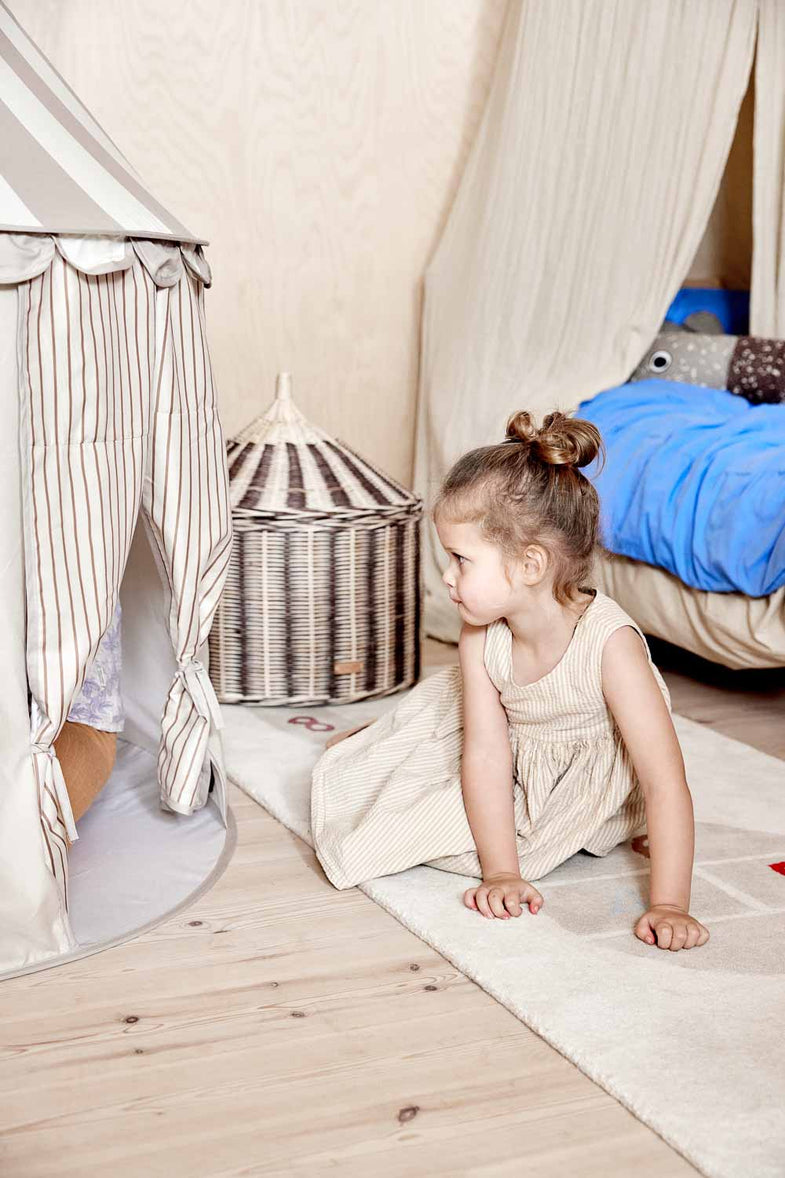 Oyoy Living Circus Tent Teepee Tent | Clay