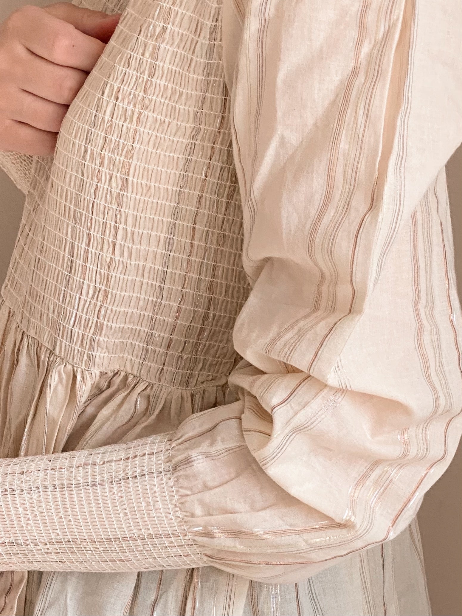 * Konges Sløjd Fiji Mommy Smock Dress | Champagne