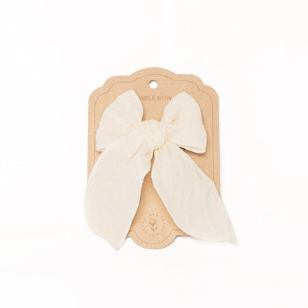 Mrs. Ertha Fable Bow Clip | Vanilla