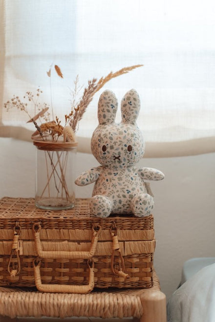 Little Dutch Miffy Plush Toy 20cm | Lucky Leaves