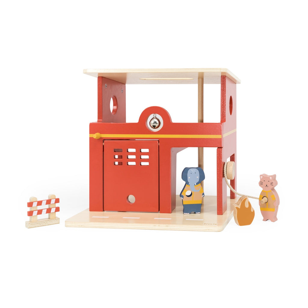 Trixie Wooden Fire Station | Animals