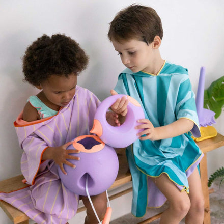 Quut Cana Watering Can Large | Lavender