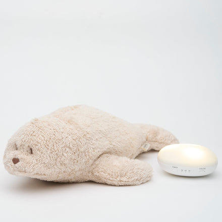 Moonie 2.0 - Cuddly Heartbeat and Light | Humming Zeehondje Seal Sand