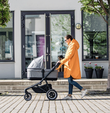 Thule Sleek Travel Crib Bassinet | Grey Melange