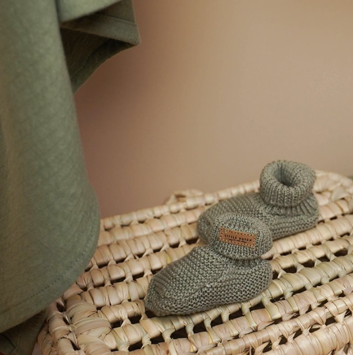 Little Dutch Knitted baby slippers 0-6M | Olive