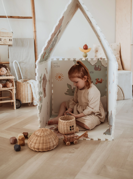 Play And Go Eevaa 2-In-1 Play Carpet Puzzle Mat & Storage Box | Worldmap Colour Design