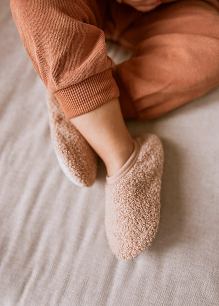 Mrs. Ertha Slogges Slippers Teddy | Soft Coral