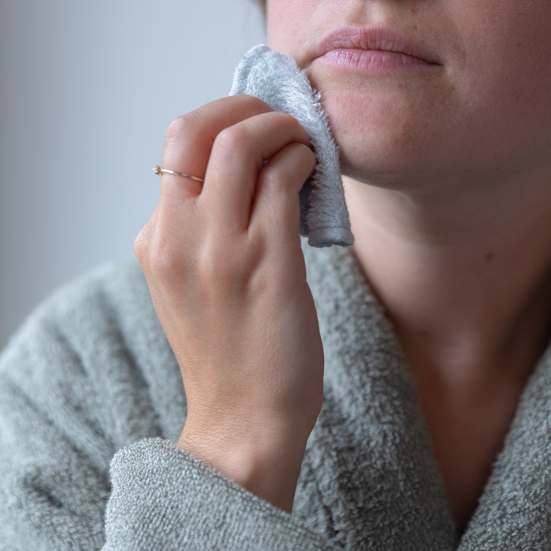 Timboo Reusable Cotton Pads Set of 12 | Feather Grey