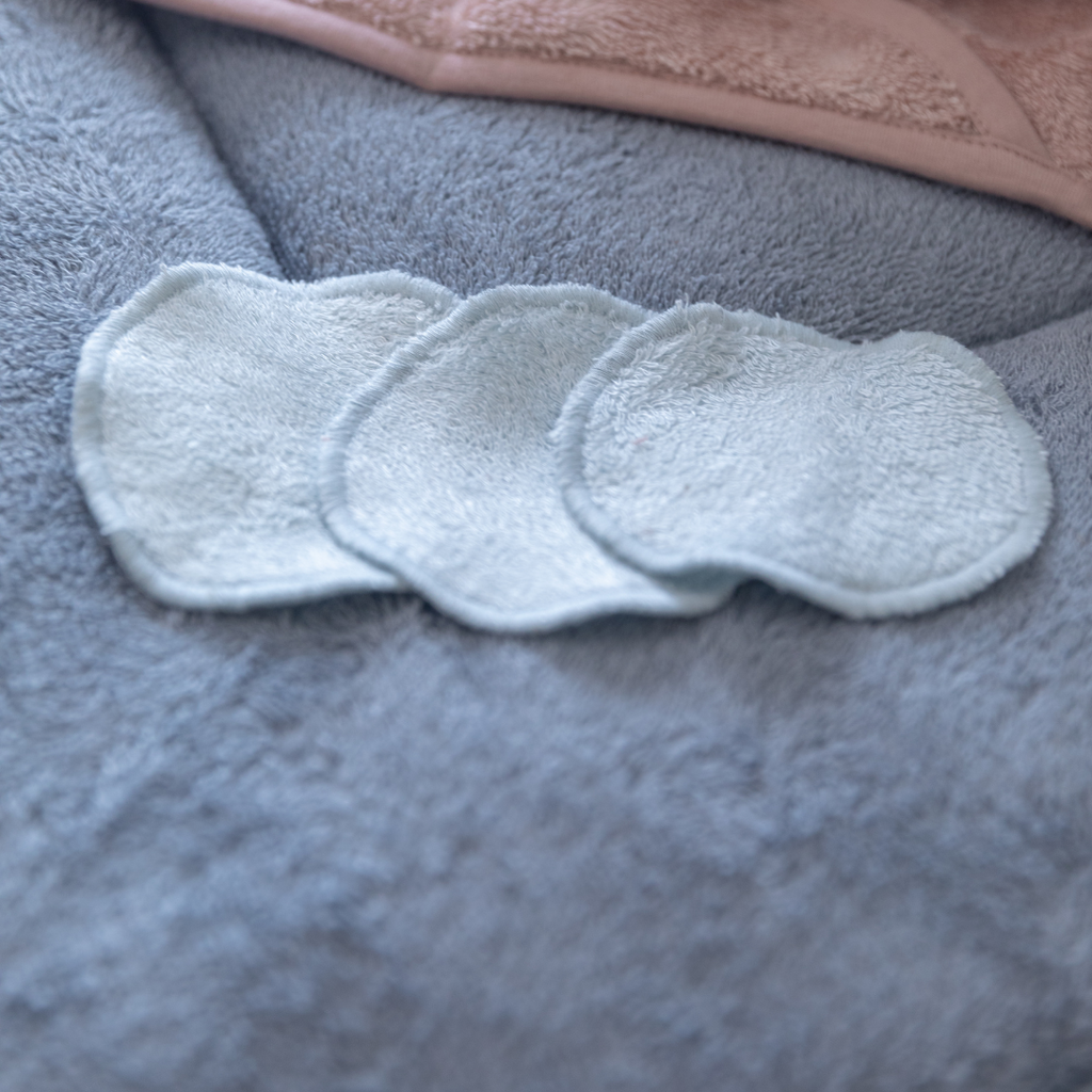 Timboo Reusable Cotton Pads Set of 12 | Feather Grey