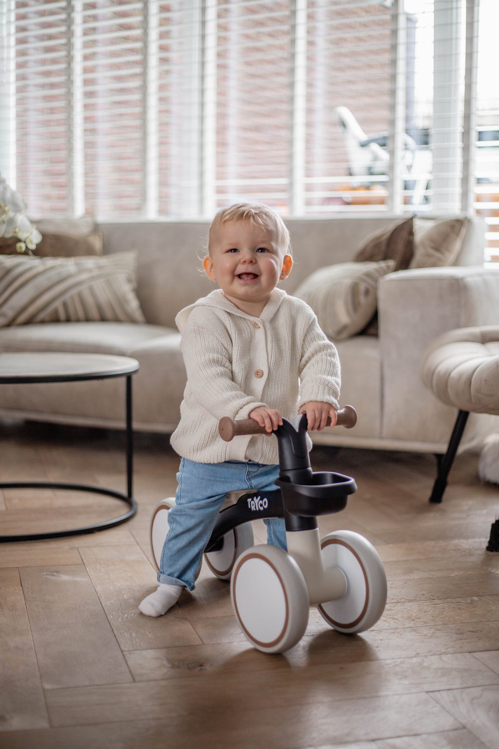 Tryco balance bike tricycle first bike luna | Black