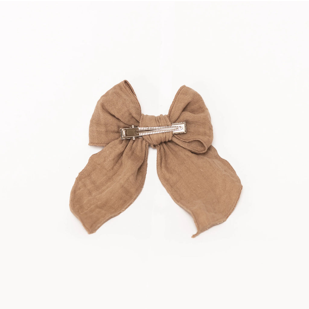 Mrs. Ertha Bow Hairpin | Taupe