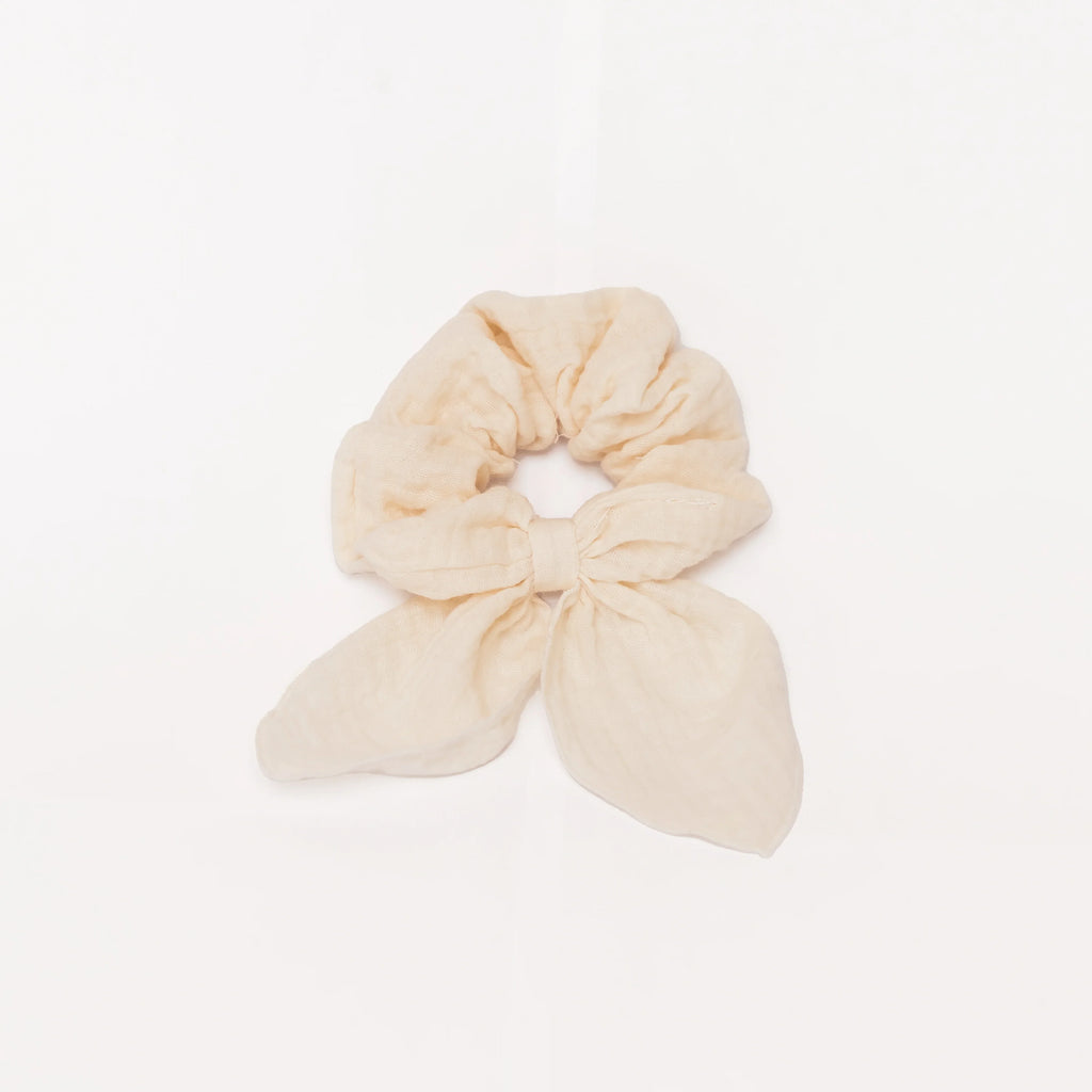 Mrs. Ertha Bow Scrunchie | Vanilla