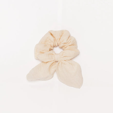 Mrs. Ertha Bow Scrunchie | Vanilla