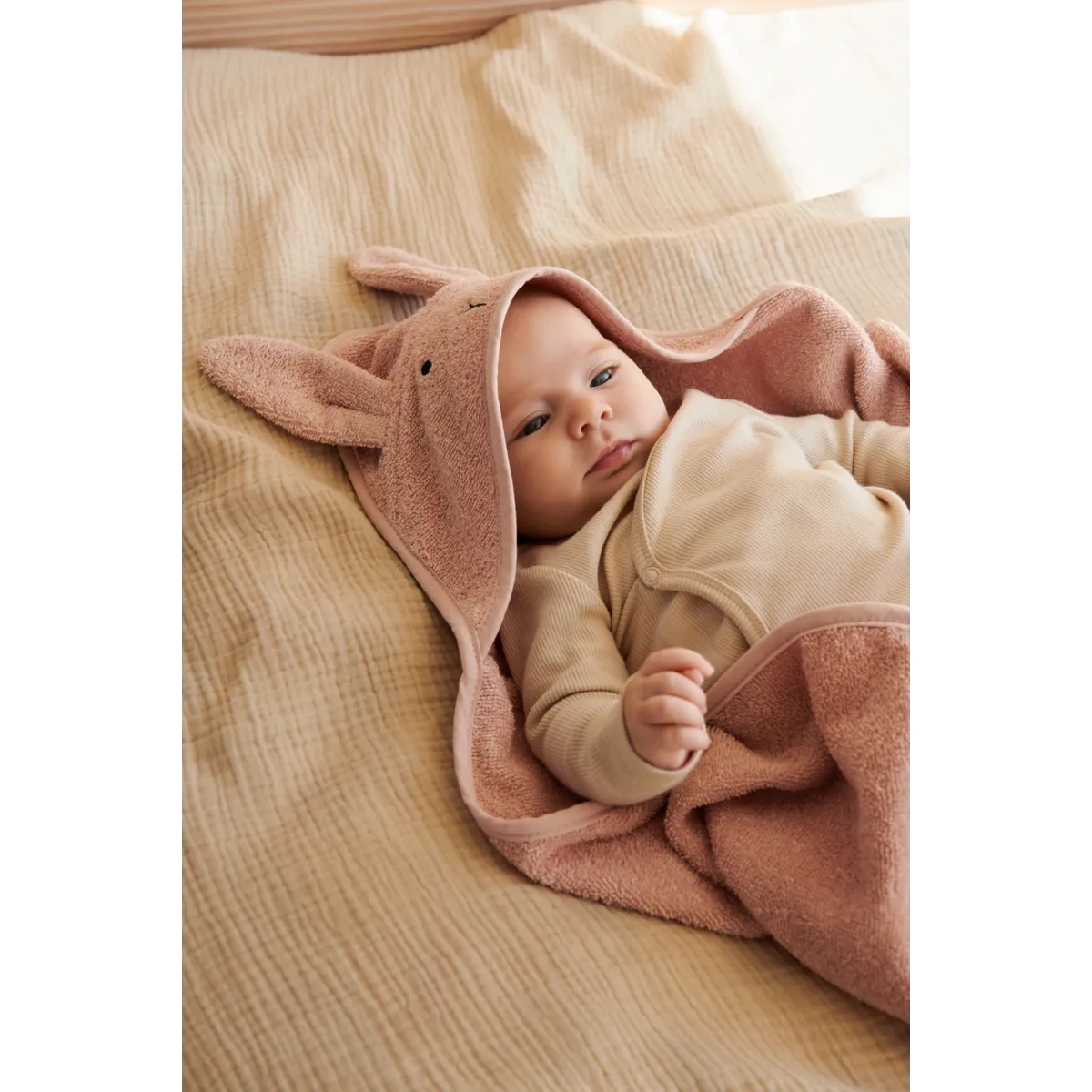 Liewood Albert Sheep Hooded Towel Bathcape | Rabbit Rose