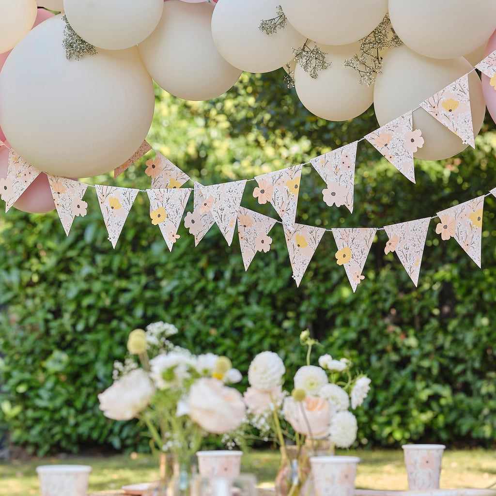 Ginger Ray Garland - Card Flags Floral