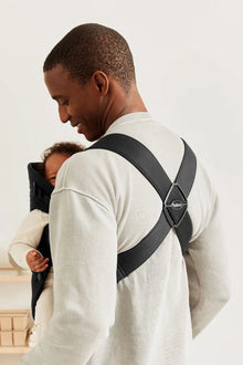 Babybjörn Baby Carrier Mini | Black