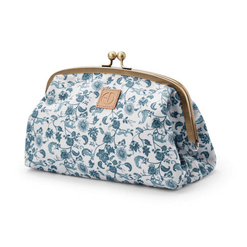 Elodie Spacious Toiletry Bag Zip&Go | Garden Leo Toile